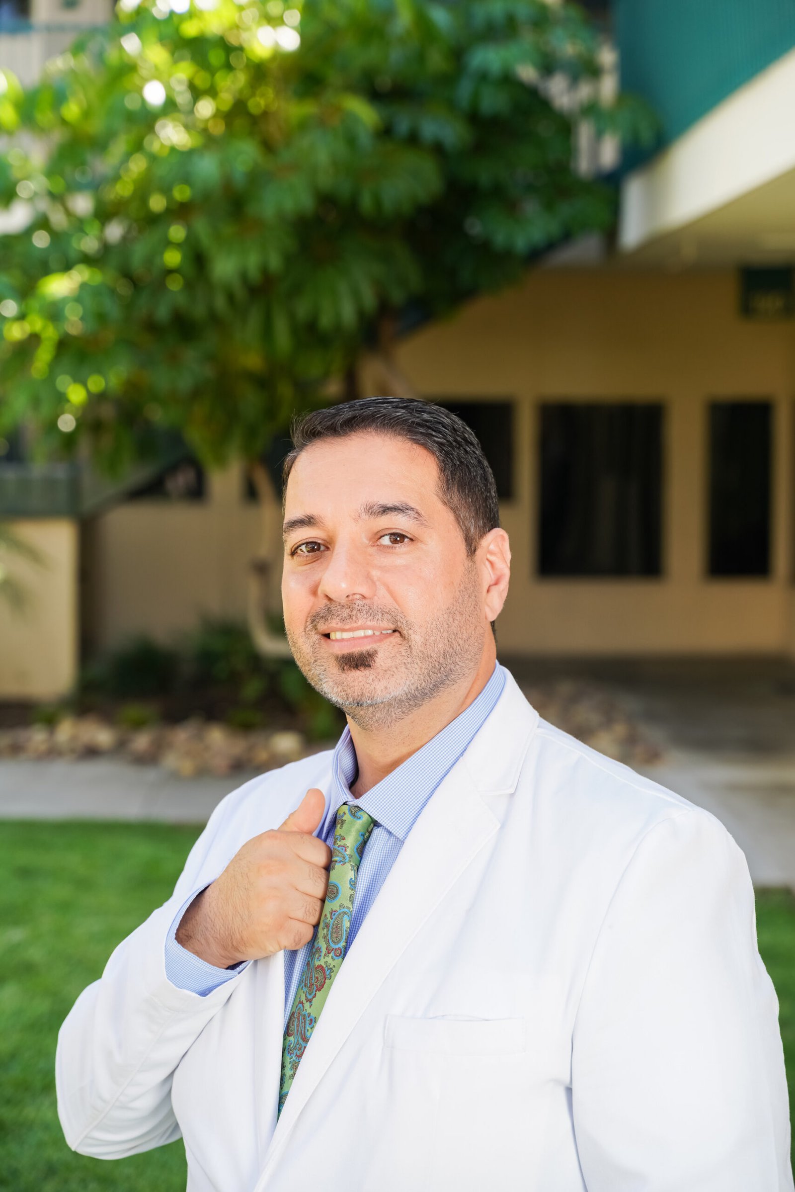 Dr. Mohammed Saadi smiling – San Diego digestive and liver specialist